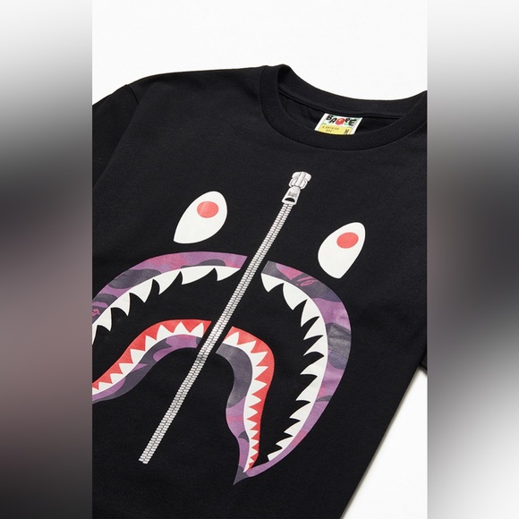 BAPE ABC Silver Zip Shark T-Shirt | Small - Picture 2 of 6